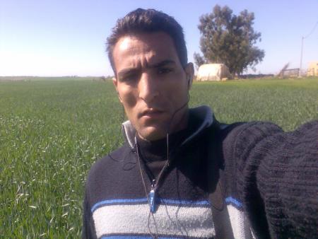 ana f lablad dyalna 